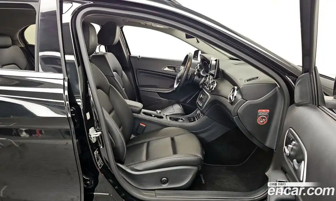 Mercedes-Benz GLA-Class 2017 2.0 гидро в Москве № 310293, фото 11