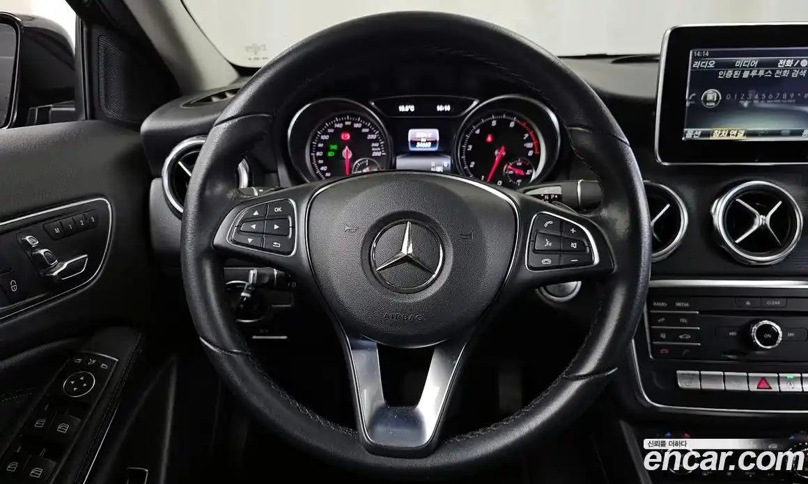 Mercedes-Benz GLA-Class 2017 2.0 гидро в Москве № 310293, фото 13