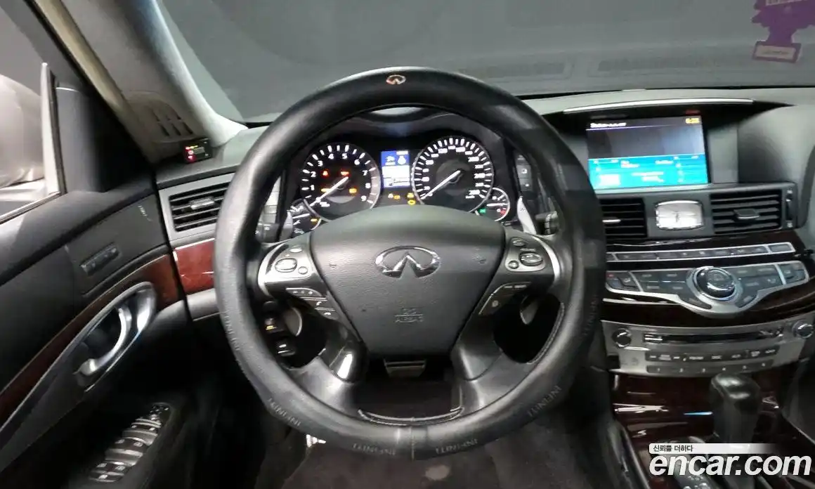 Infiniti M 2011 5.6 гидро в Москве № 320495, фото 13