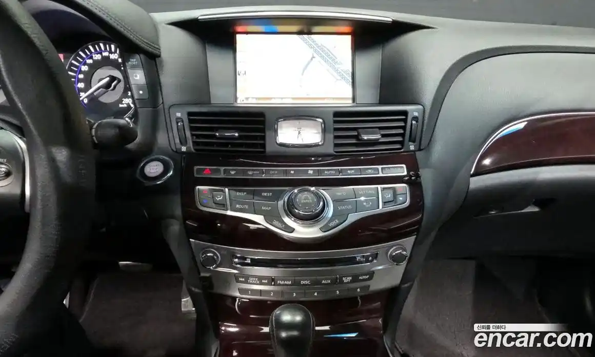 Infiniti M 2011 5.6 гидро в Москве № 320495, фото 14