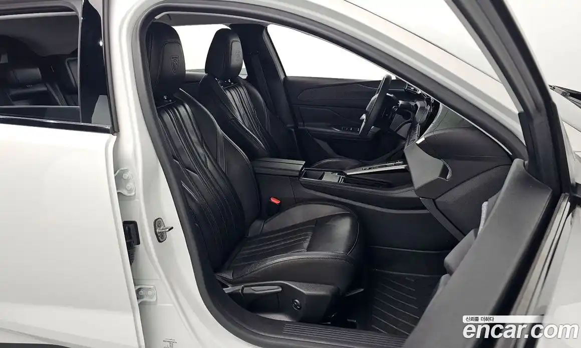 Peugeot 408 2023 1.2 гидро в Москве № 320534, фото 10