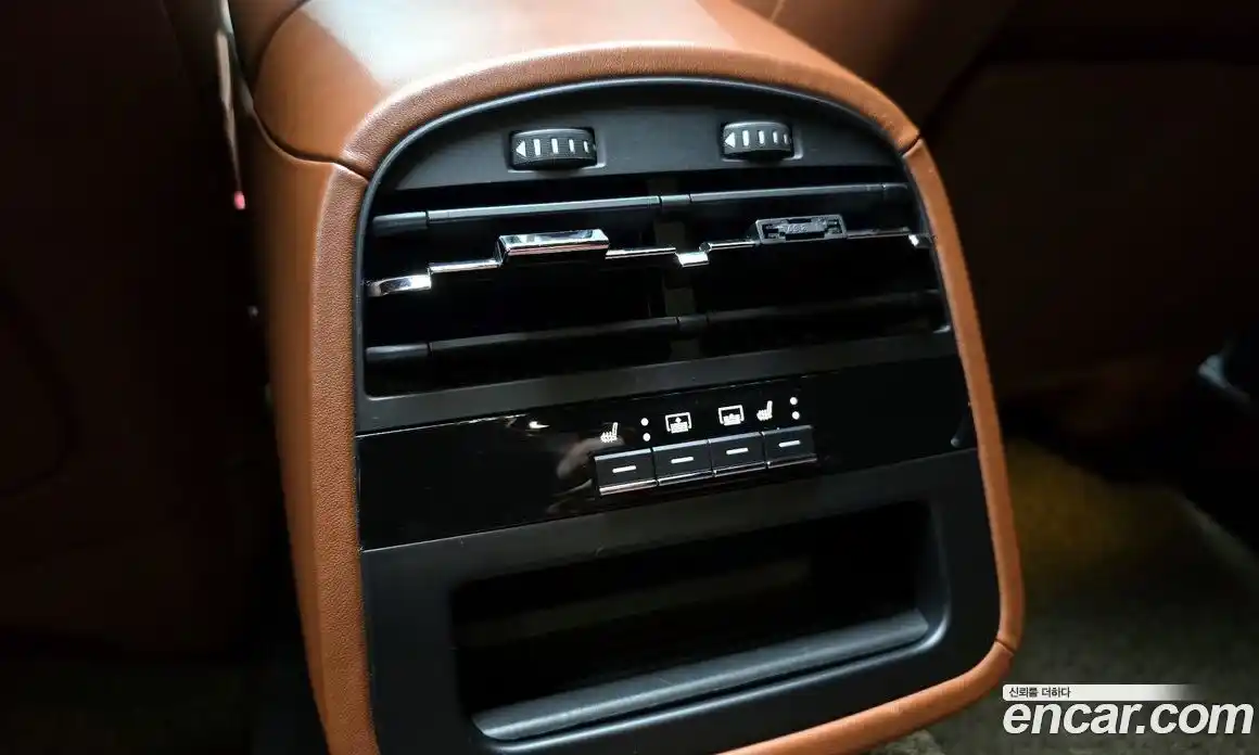 Maserati Quattroporte 2018 3.0 гидро в Москве № 331114, фото 17