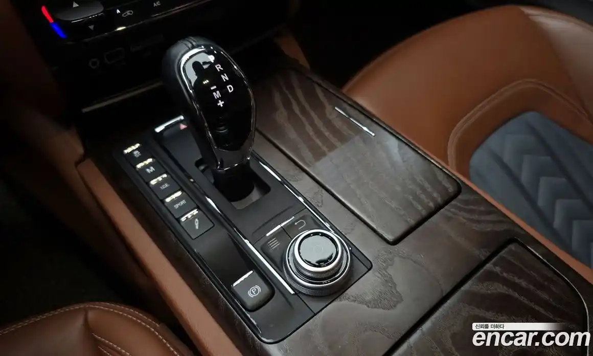 Maserati Quattroporte 2018 3.0 гидро в Москве № 331114, фото 9