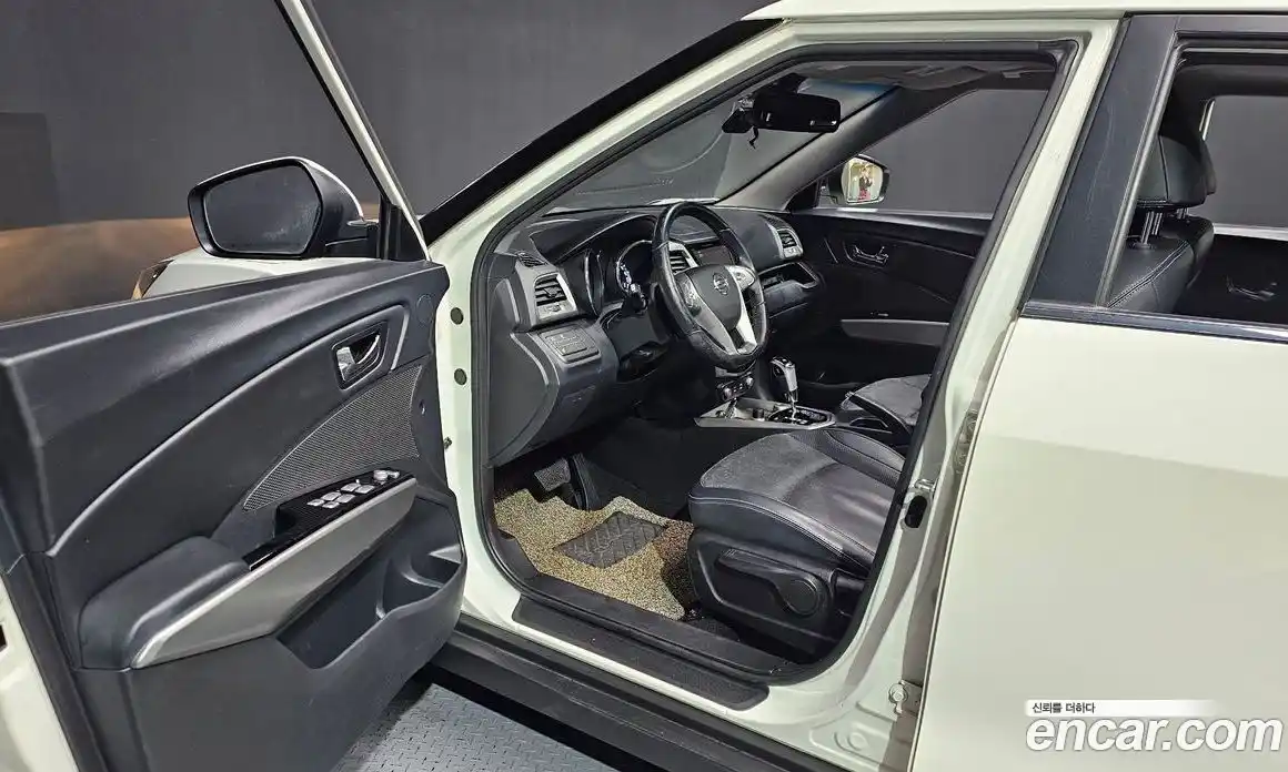 SsangYong TIBOLI 2016 1.6 гидро в Москве № 33616, фото 10