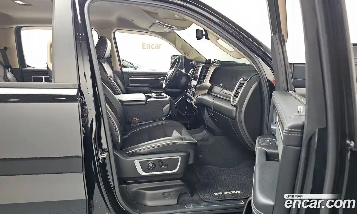Dodge Ram Pick Up 2019 5.7 гидро в Москве № 353804, фото 11