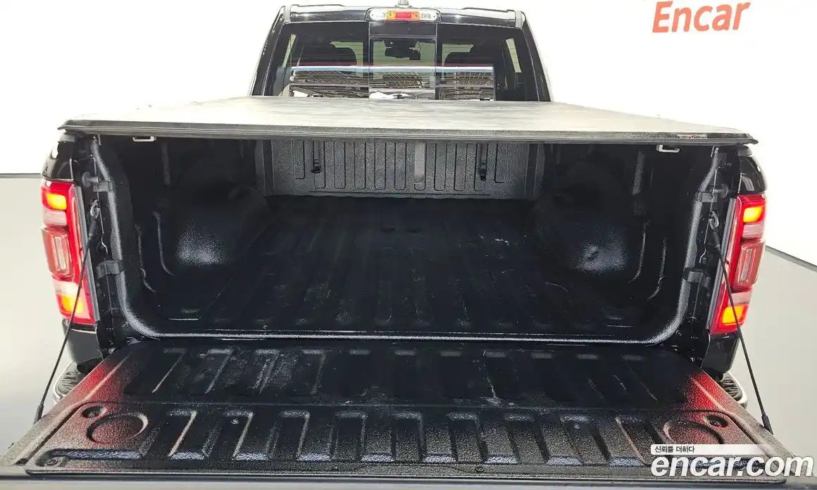 Dodge Ram Pick Up 2019 5.7 гидро в Москве № 353804, фото 20