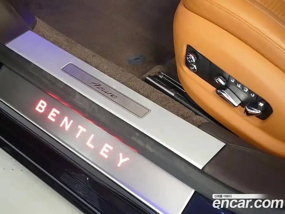 Bentley Flying Spur 2023 4.0 гидро в Москве № 366313, фото 16