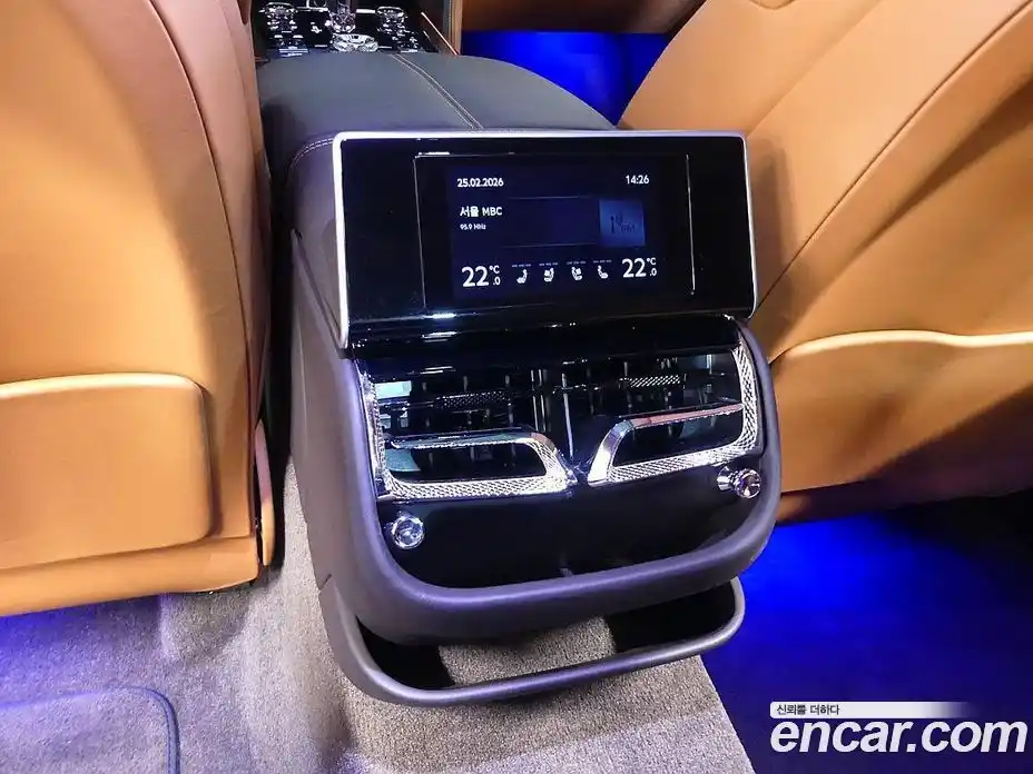 Bentley Flying Spur 2023 4.0 гидро в Москве № 366313, фото 17