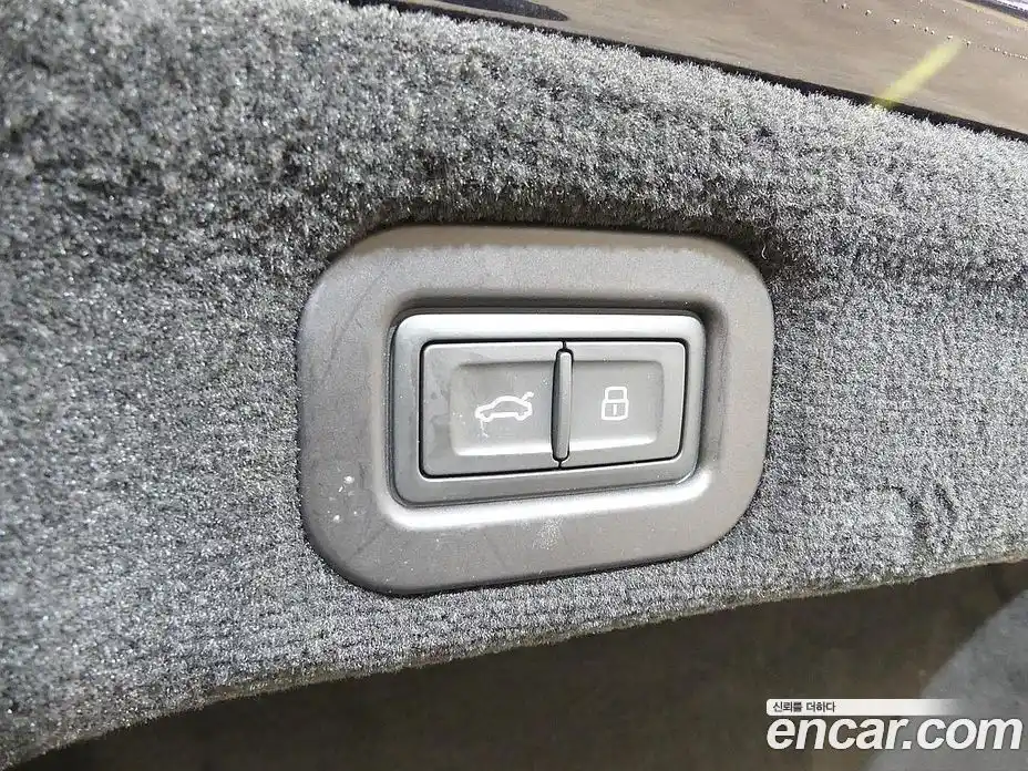 Bentley Flying Spur 2023 4.0 гидро в Москве № 366313, фото 19