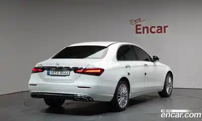 Mercedes-Benz E-Class, 2022