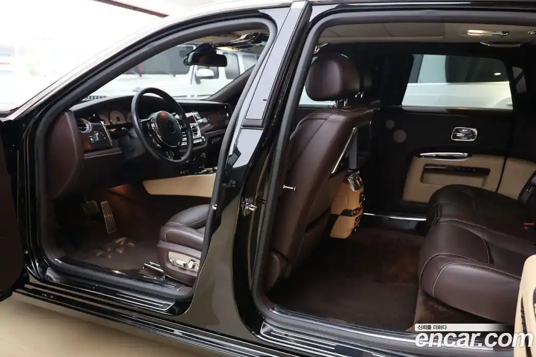 Rolls-Royce Ghost 2018 6.6 гидро в Москве № 387489, фото 10