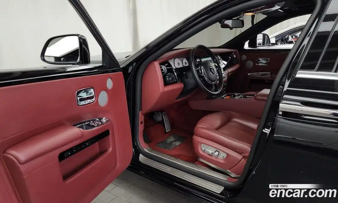 Rolls-Royce Ghost 2018 6.6 гидро в Москве № 407239, фото 10