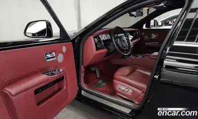 Rolls-Royce Ghost 2018 6.6 гидро в Москве № 407239, миниатюра 10