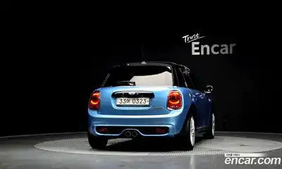 Mini Cooper 2015 2.0 гидро в Москве № 431978, миниатюра 3