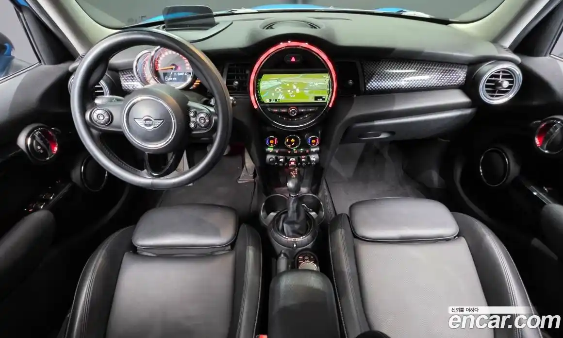 Mini Cooper 2015 2.0 гидро в Москве № 431978, фото 6