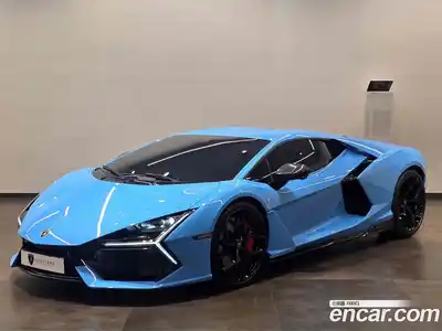 Lamborghini Revuelto, 2025