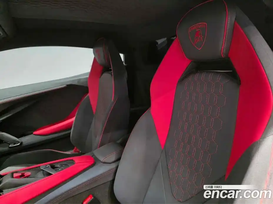 Lamborghini Revuelto 2025 6.5 гидро в Москве № 474551, фото 8