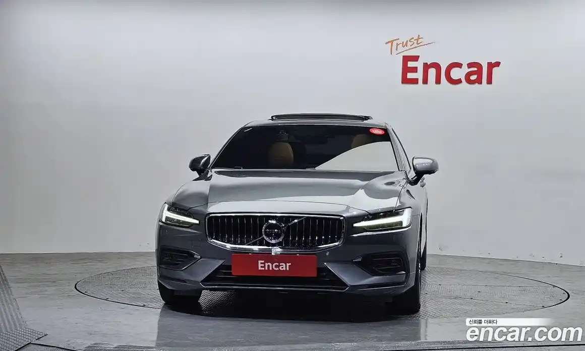Volvo S60 2020 2.0 гидро в Москве № 497547, фото 3