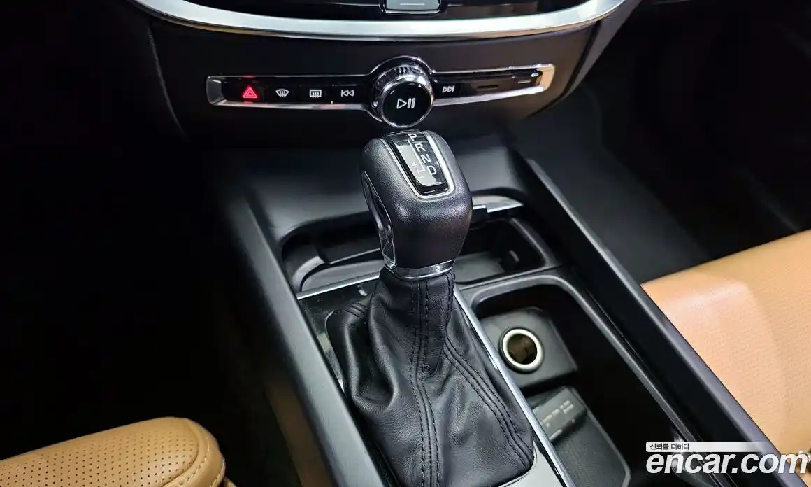Volvo S60 2020 2.0 гидро в Москве № 497547, фото 9