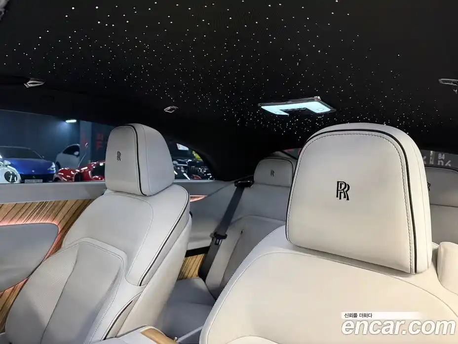 Rolls-Royce Spectre 2024 0.3 гидро в Москве № 500762, фото 16
