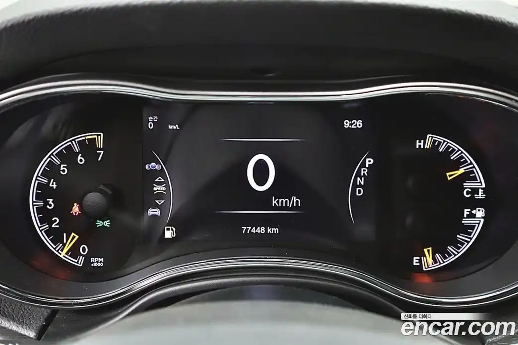 Jeep Cherokee 2018 3.6 гидро в Москве № 584499, фото 8