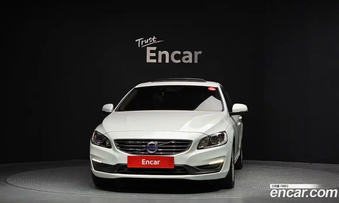 Volvo S60 2018 2.0 гидро в Москве № 593764, фото 3