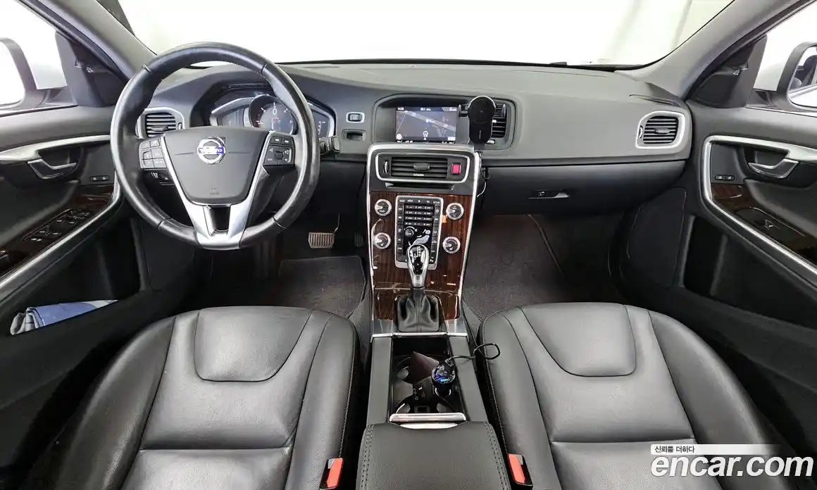 Volvo S60 2018 2.0 гидро в Москве № 593764, фото 7