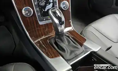 Volvo S60 2018 2.0 гидро в Москве № 593764, миниатюра 9