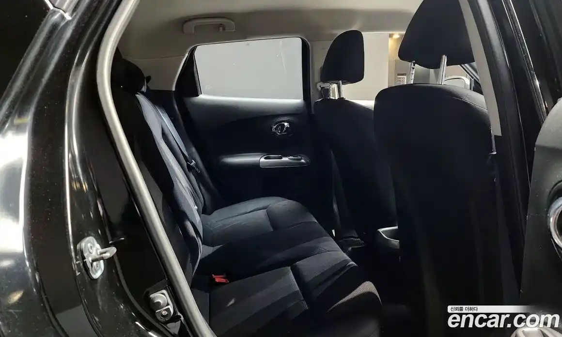 Nissan Juke 2014 1.6 гидро в Москве № 611331, фото 12