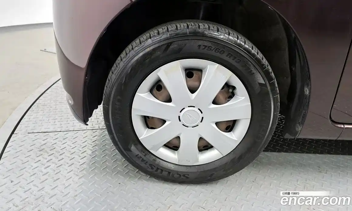 Daihatsu Mira 2009 0.7 гидро в Москве № 612038, фото 5