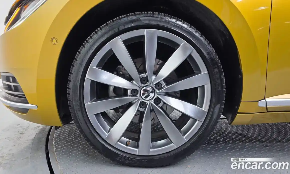 Volkswagen Arteon 2019 2.0 гидро в Москве № 629123, фото 5