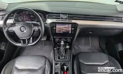 Volkswagen Arteon 2019 2.0 гидро в Москве № 629123, миниатюра 7