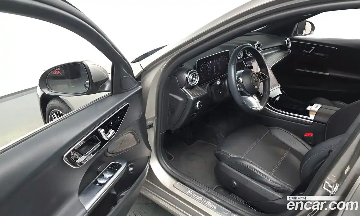 Mercedes-Benz C-Class 2022 2.0 гидро, фото 12