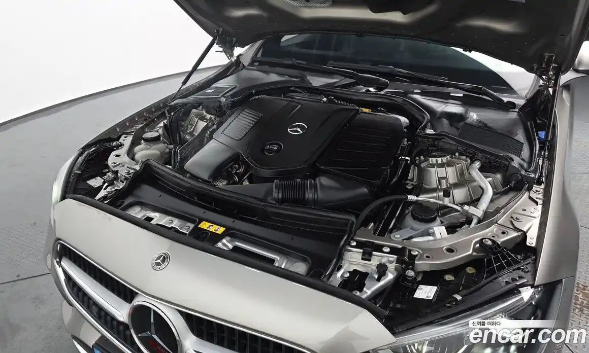 Mercedes-Benz C-Class 2022 2.0 гидро, фото 6