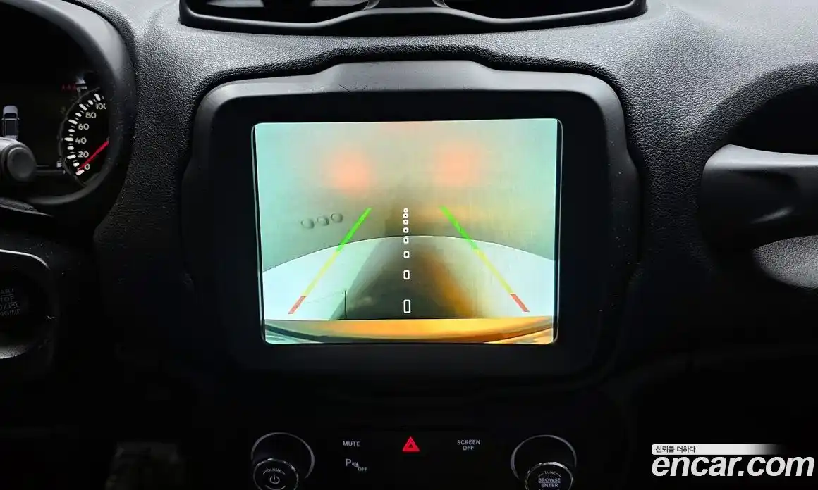 Jeep Renegade 2019 2.4 гидро в Москве № 725297, фото 15