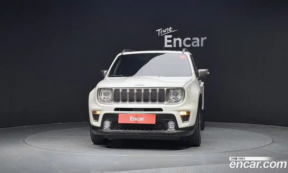 Jeep Renegade 2019 2.4 гидро в Москве № 725297, фото 3