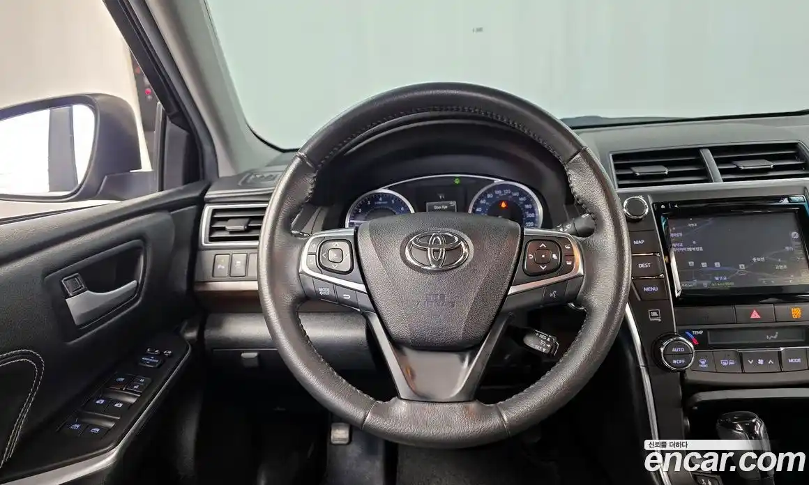 Toyota Camry 2017 2.5 гидро в Москве № 750285, фото 13