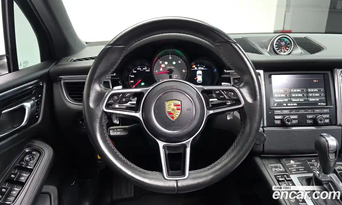 Porsche Macan 2015 3.0 гидро в Москве № 765642, фото 13