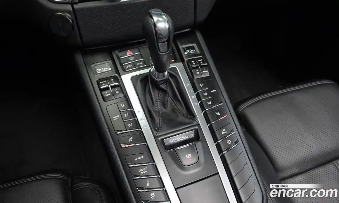 Porsche Macan 2015 3.0 гидро в Москве № 765642, фото 9