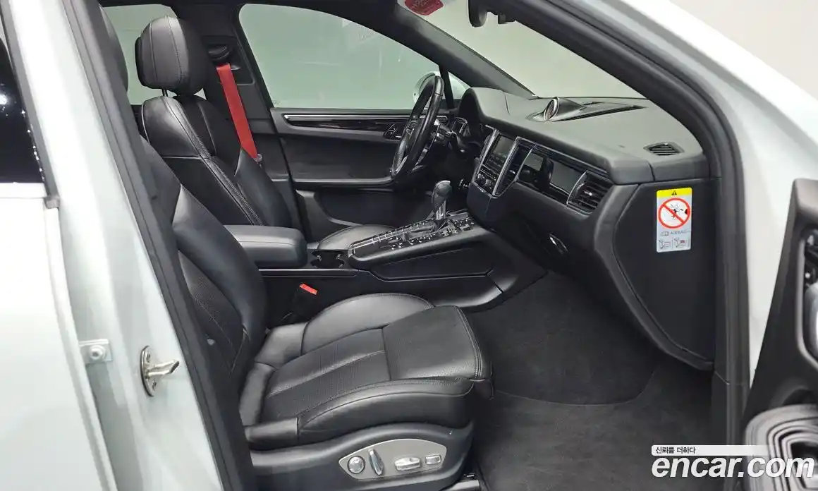 Porsche Macan 2015 3.0 гидро в Москве № 765642, фото 10