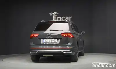 Volkswagen Tiguan 2022 2.0 гидро в Москве № 802839, миниатюра 4