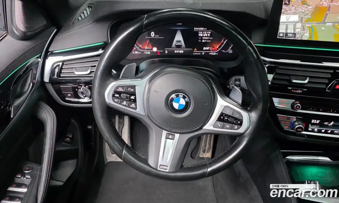 BMW 5-Series 2022 2.0 гидро, фото 13