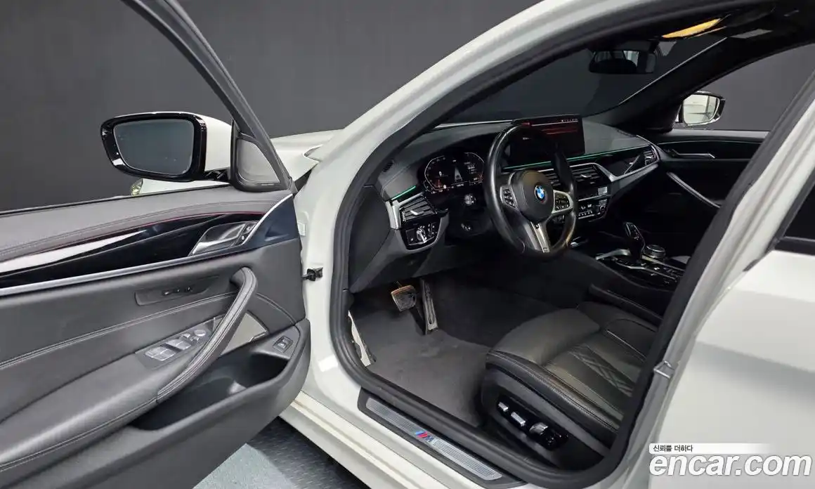 BMW 5-Series 2022 2.0 гидро, фото 10