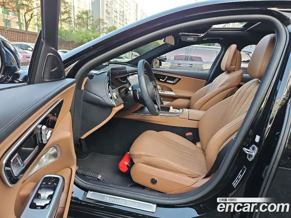 Mercedes-Benz E-Class 2025 2.0 гидро, фото 15