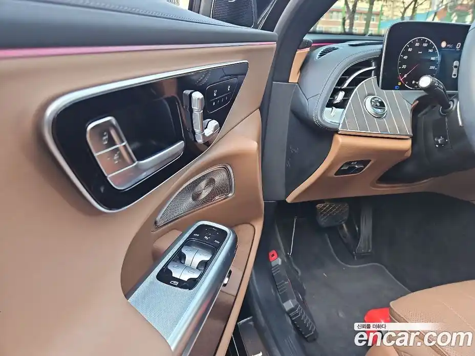 Mercedes-Benz E-Class 2025 2.0 гидро, фото 16