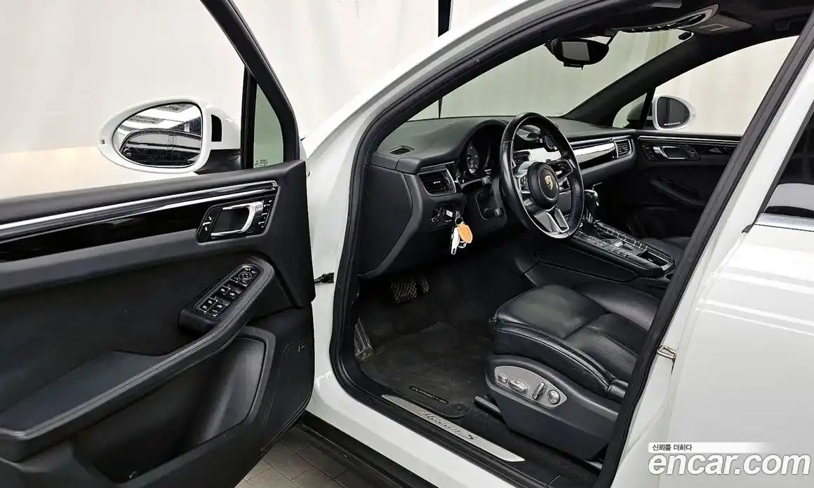 Porsche Macan 2016 3.0 гидро в Москве № 824382, фото 10