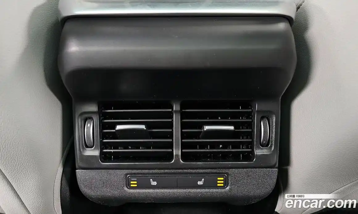 Land Rover Range-Rover Evoque 2021 2.0 гидро в Москве № 824892, фото 18