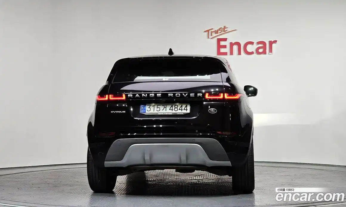 Land Rover Range-Rover Evoque 2021 2.0 гидро в Москве № 824892, фото 4