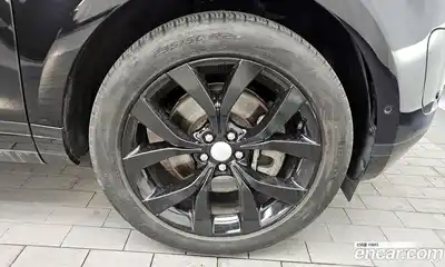 Land Rover Range-Rover Evoque 2021 2.0 гидро в Москве № 824892, миниатюра 5
