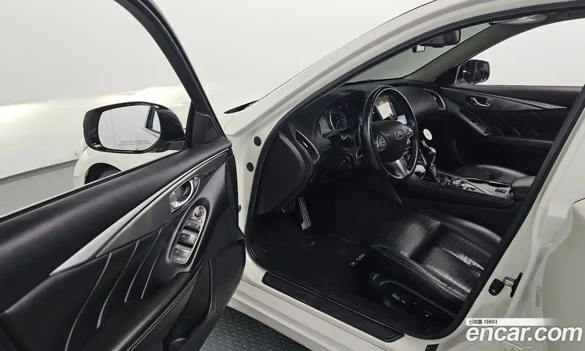 Infiniti Q50 2016 3.5 гидро в Москве № 827397, фото 11